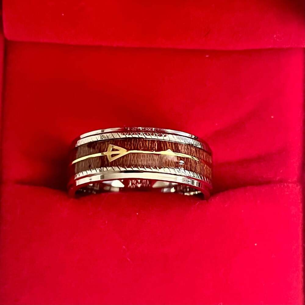 Three Keys Jewelry Men's 8mm Titanium Steel Wood & Arrow Ring SZ 9